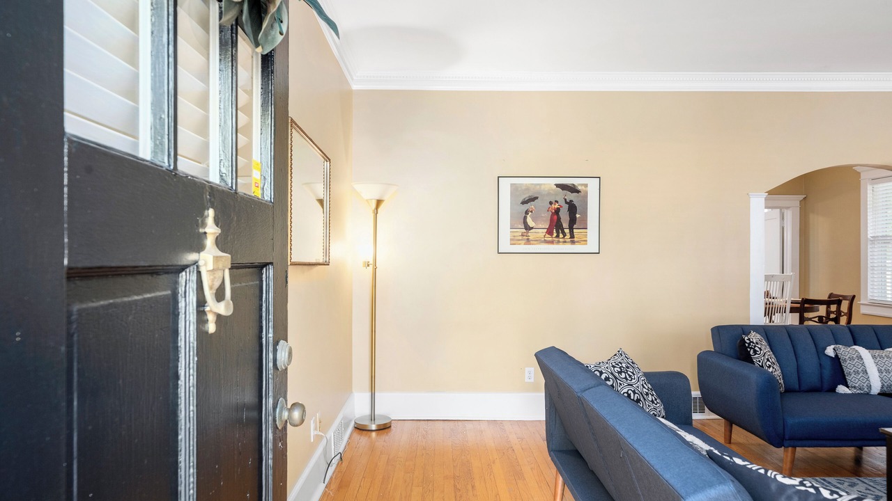Photo of Livingroom in Huntsville