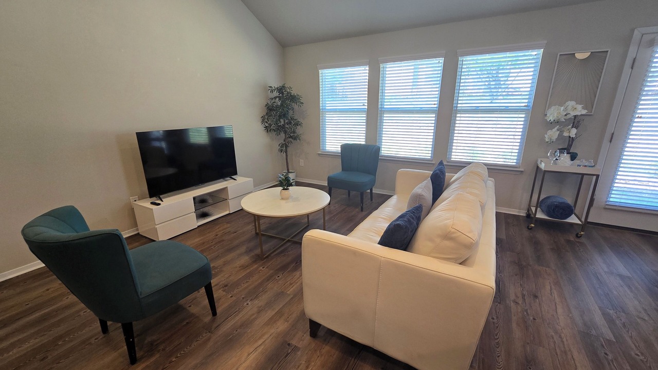 Photo of Livingroom in Highland Lake Estates