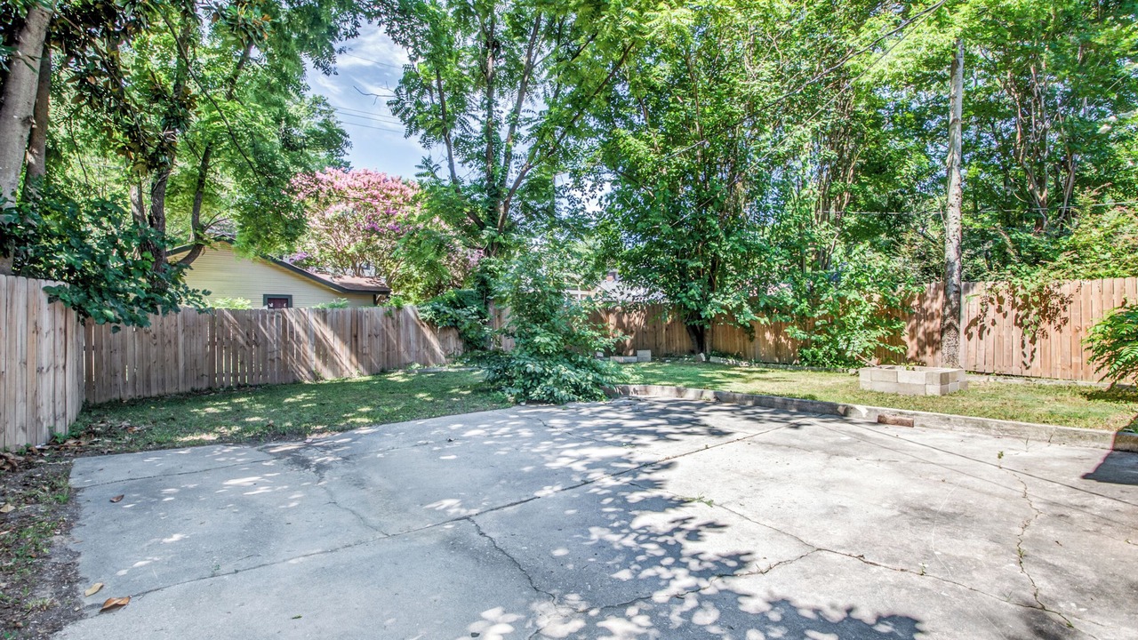 Photo of Patio Balcony in Vollintine-Evergreen