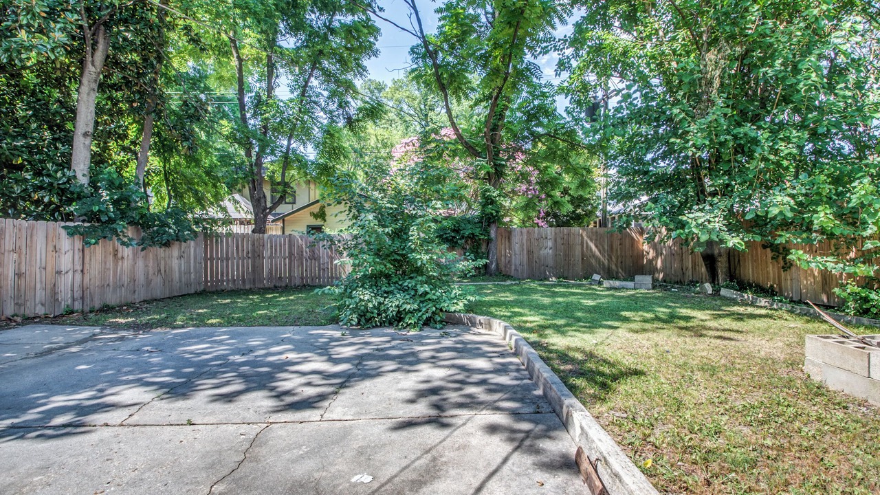 Photo of Patio Balcony in Vollintine-Evergreen