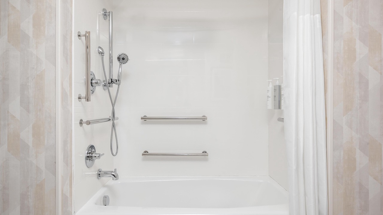 Photo of Bathroom in Alpena
