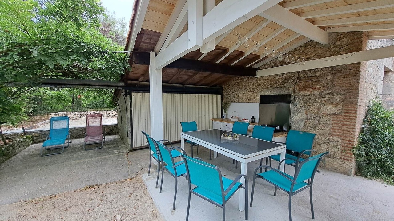 Photo of Outdoor in Saint-Pierre-de-Buzet