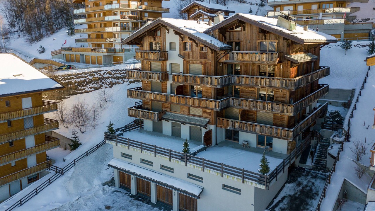 Photo of Outdoor in Saint-Pierre-de-Clages
