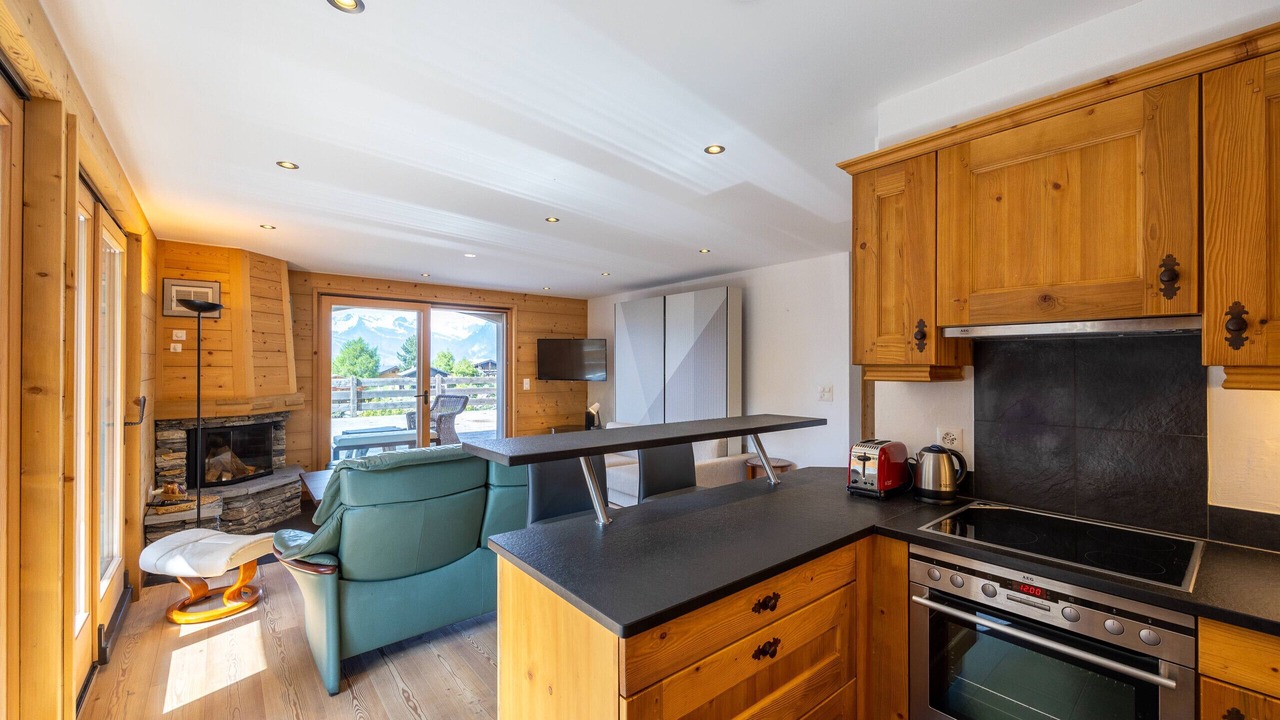 Photo of Kitchen in Saint-Pierre-de-Clages