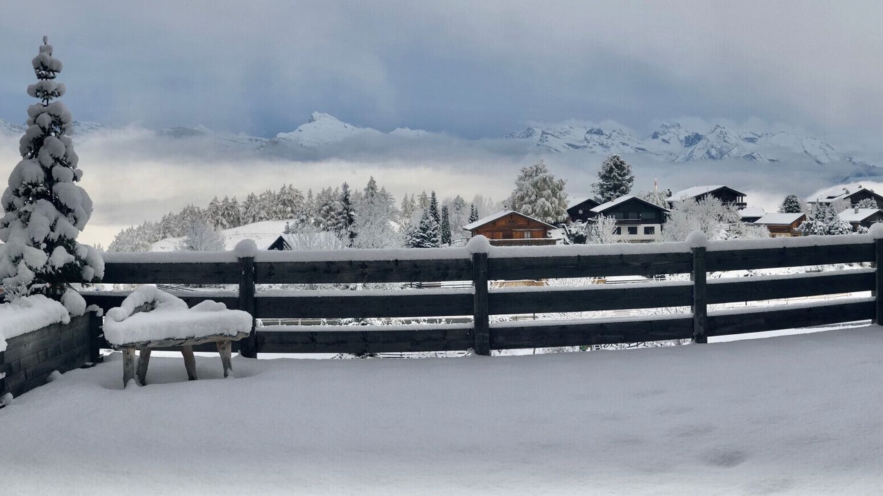 Photo of Outdoor in Saint-Pierre-de-Clages