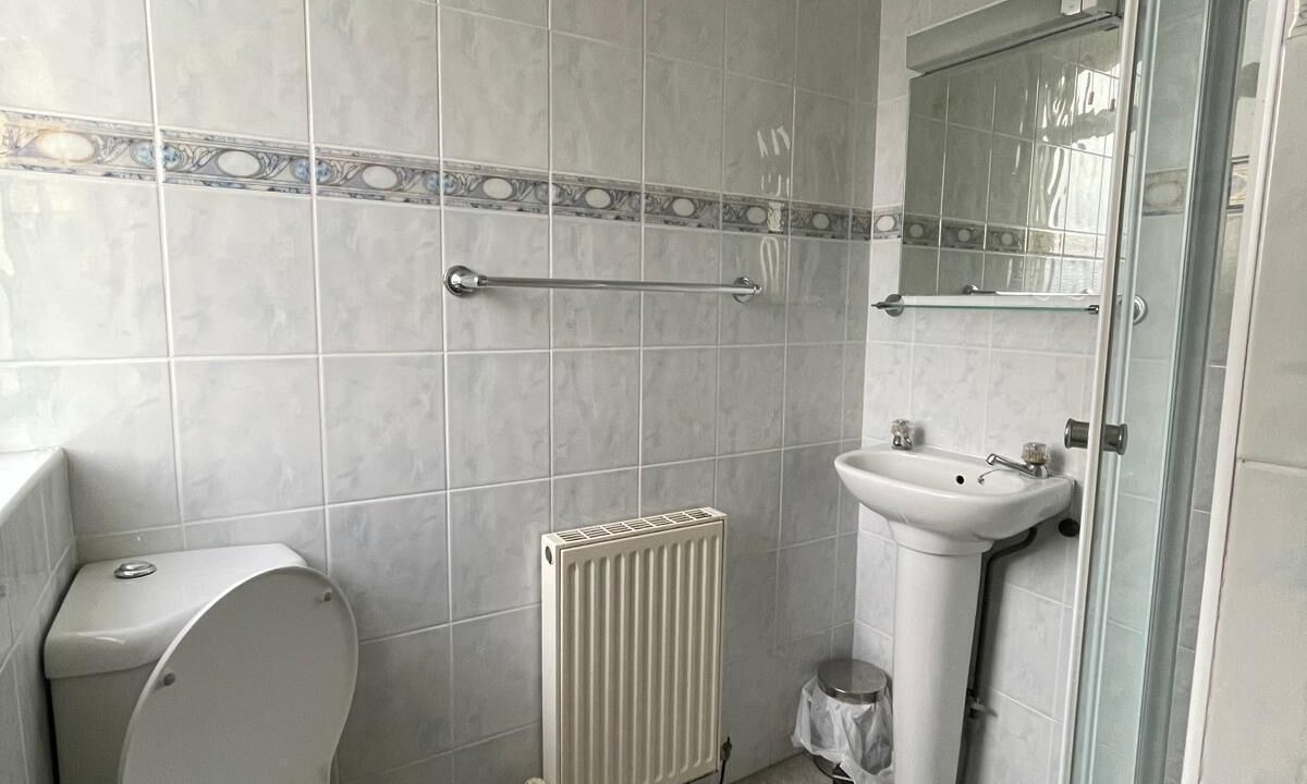 Photo of Others in Dumbarton