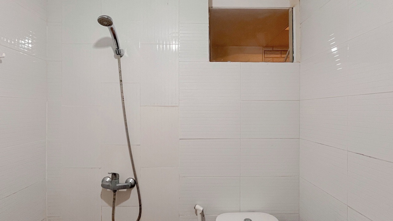 Photo of Bathroom in Panakkukang