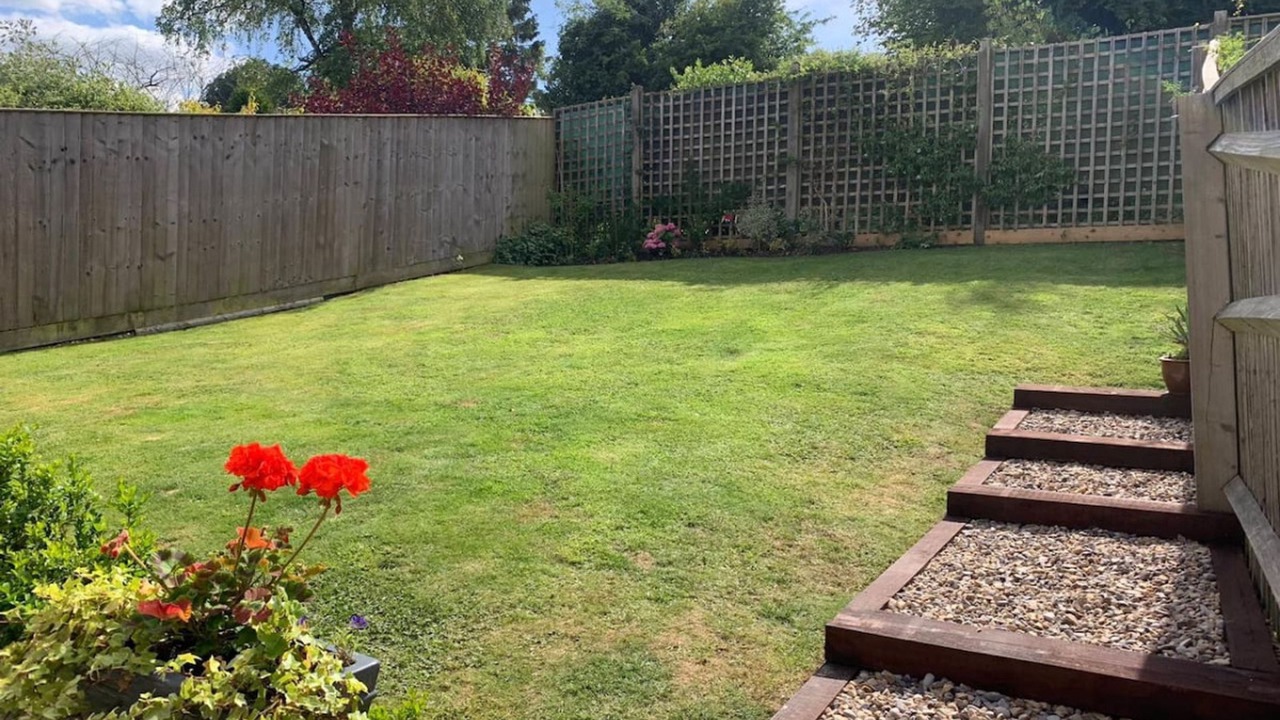 Photo of Others in Frieth