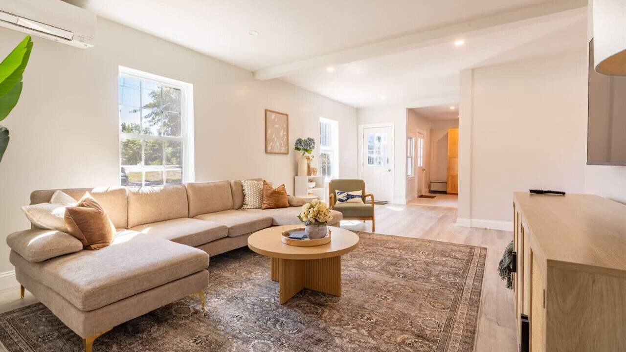 Photo of Livingroom in Scarborough