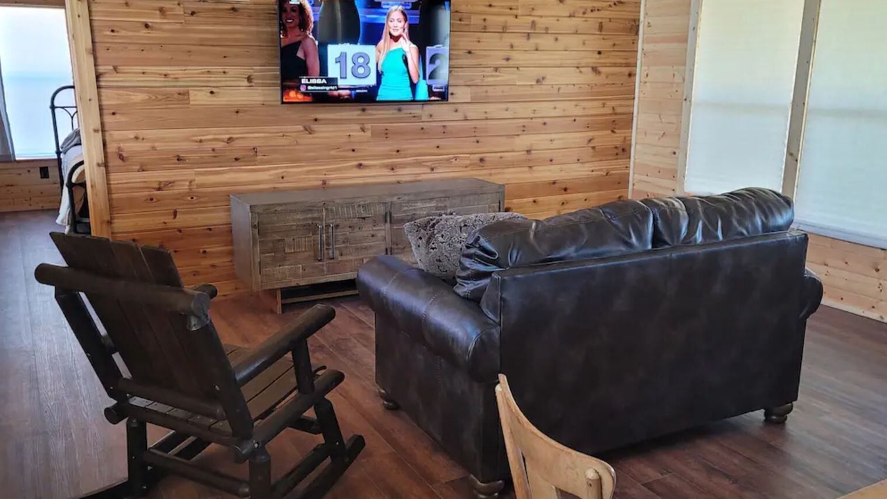Photo of Livingroom in Bluff Dale
