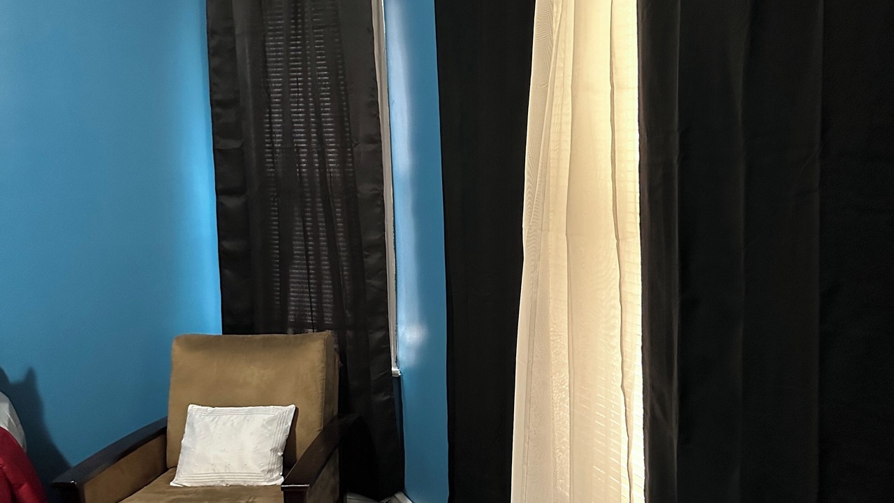 Photo of Bedroom in Newark