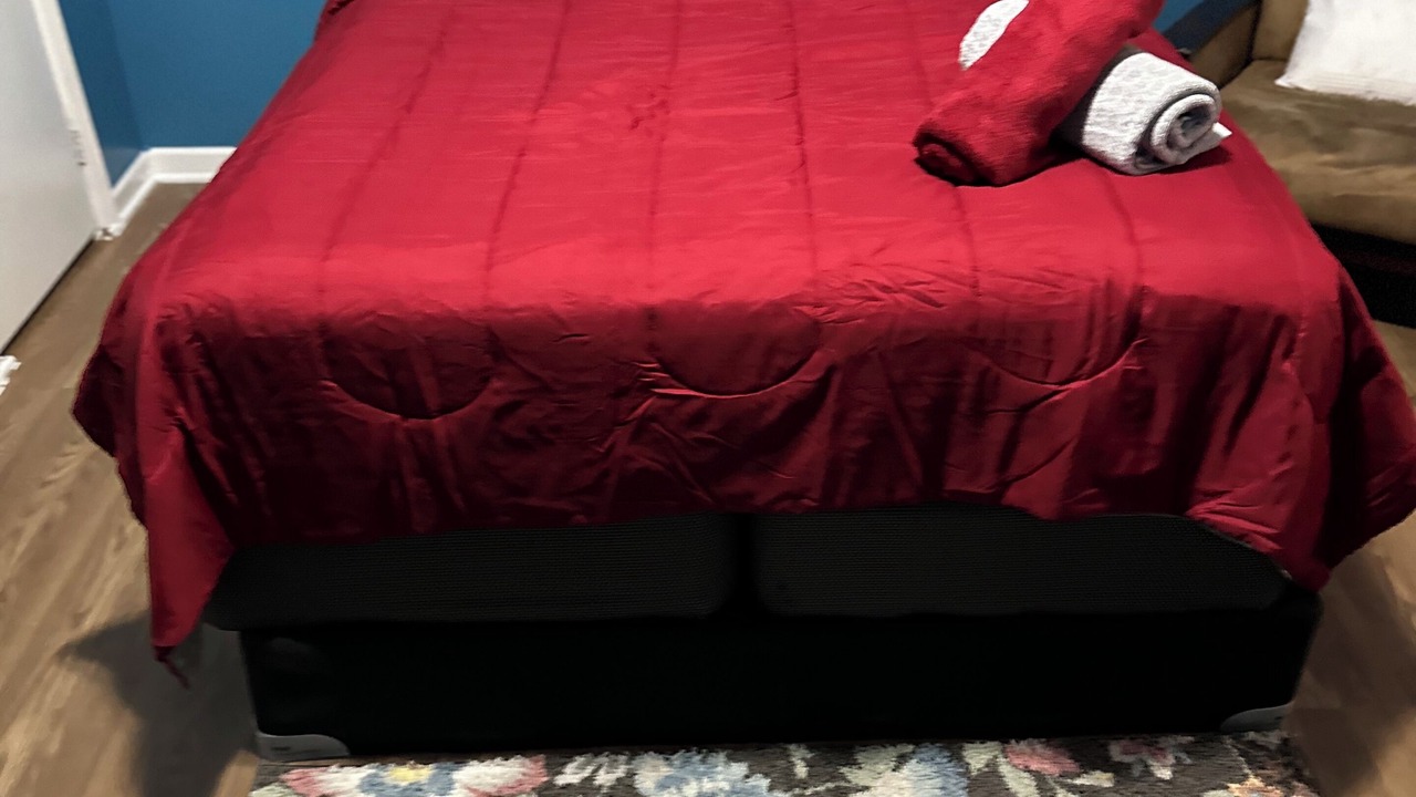 Photo of Bedroom in Newark