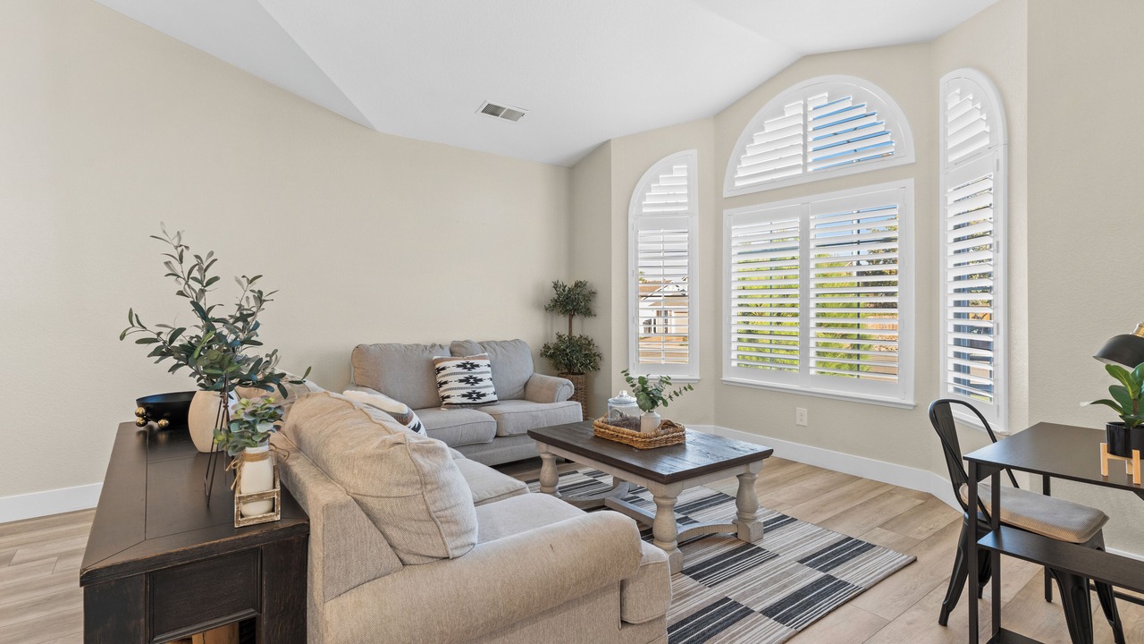 Photo of Livingroom in Antelope