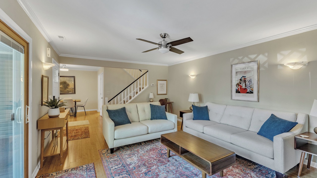 Photo of Livingroom in Chapel Hill