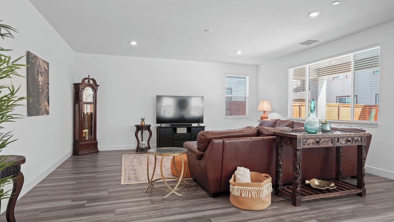 Photo of Livingroom in Sacramento