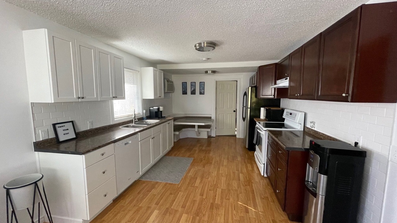 Photo of Kitchen in B-Say-Tah
