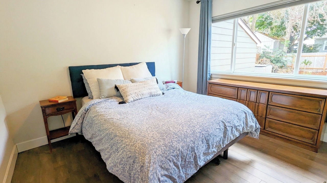 Photo of Others in Roseway