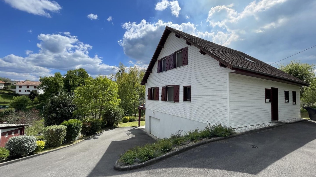 Photo of Outdoor in Garindein