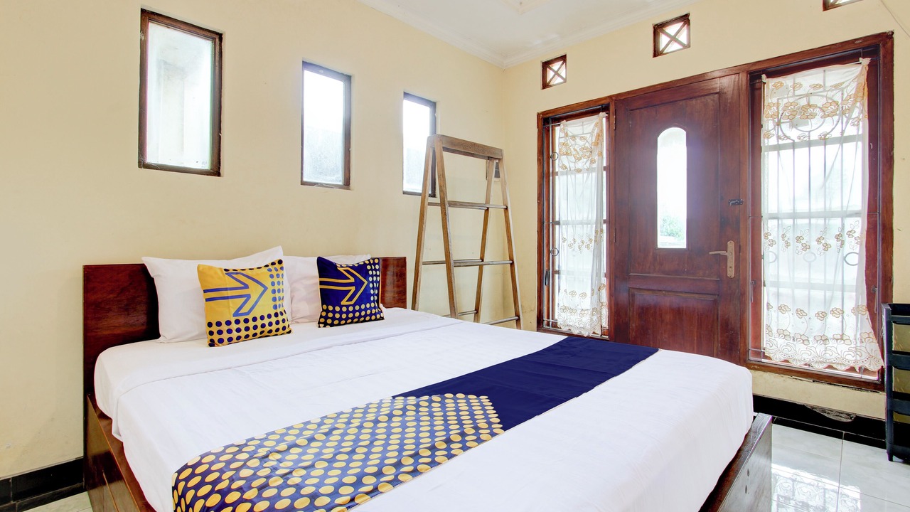 Photo of Bedroom in Pakem