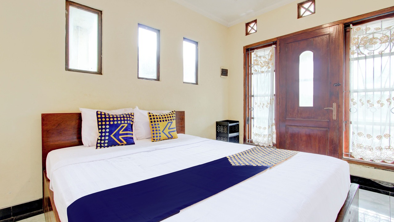 Photo of Bedroom in Pakem