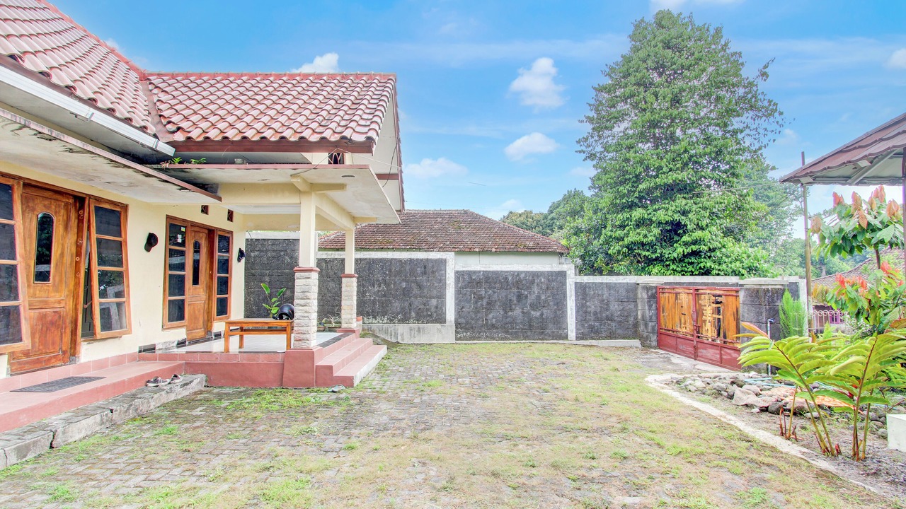 Photo of Outdoor in Pakem