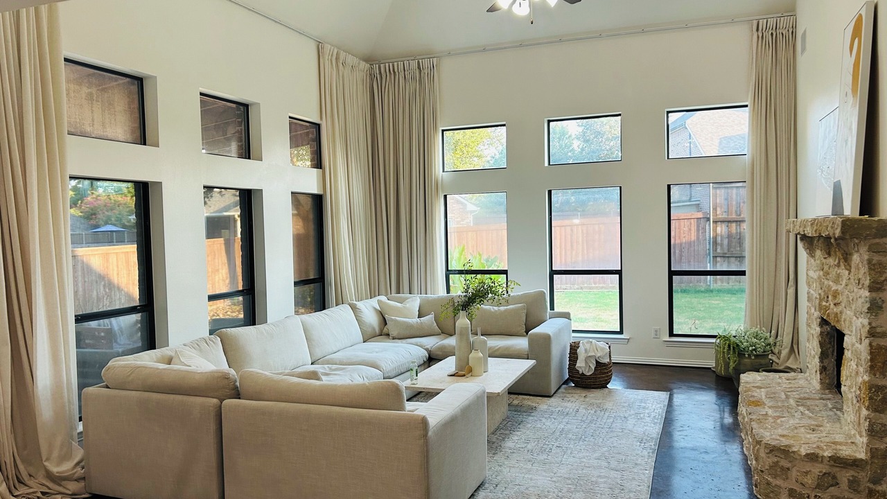 Photo of Livingroom in Corinth