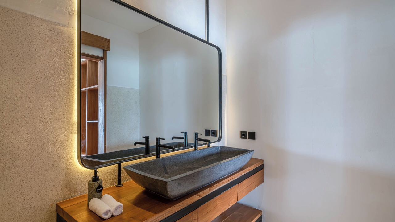 Photo of Bathroom in Ceningan Island