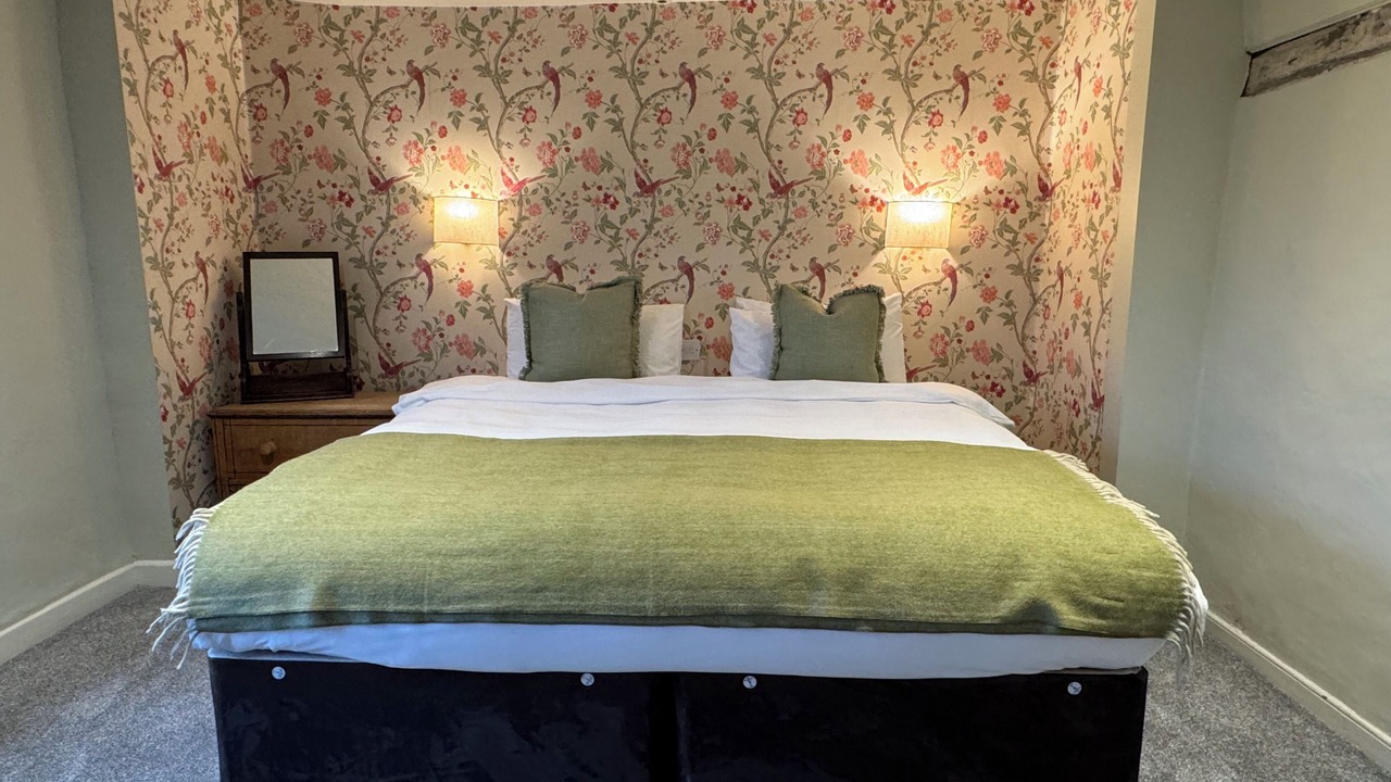 Photo of Bedroom in Grittleton