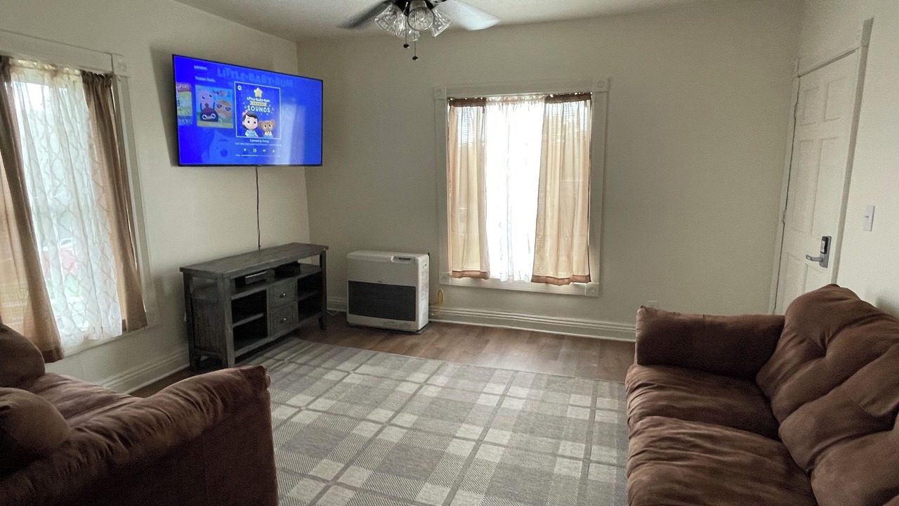 Photo of Livingroom in Pulaski