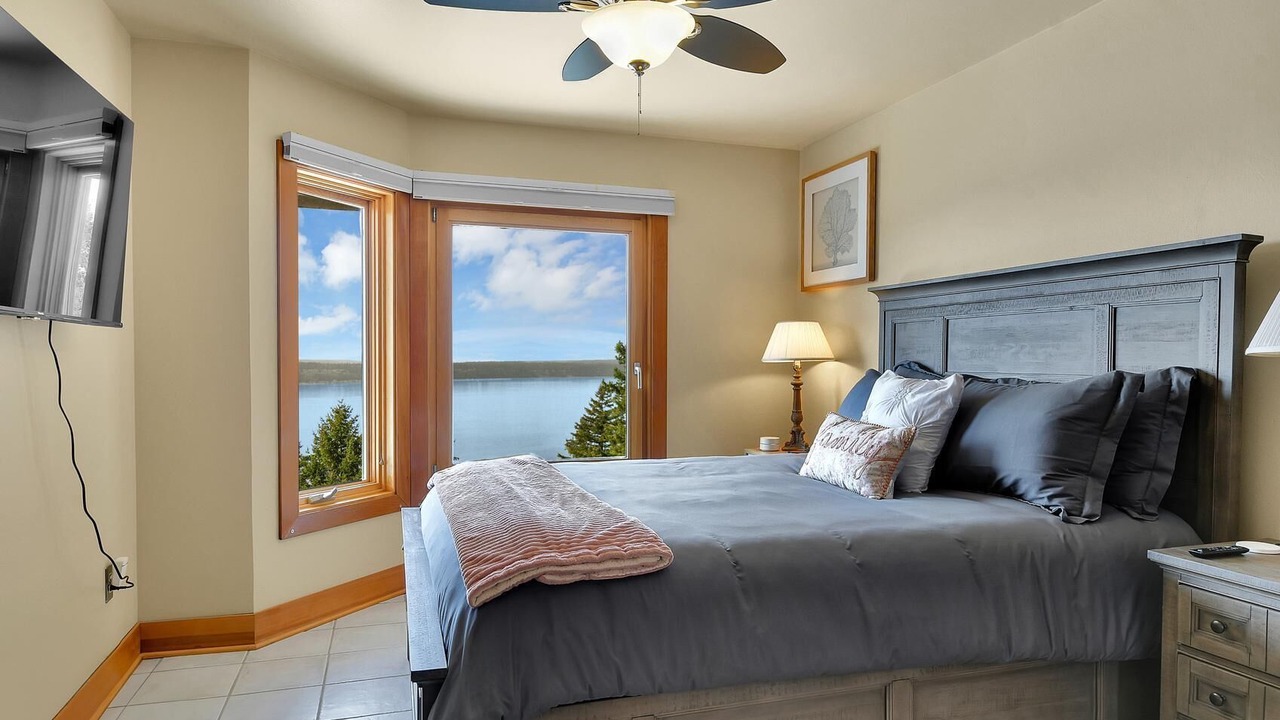 Photo of Others in Sunny Shores