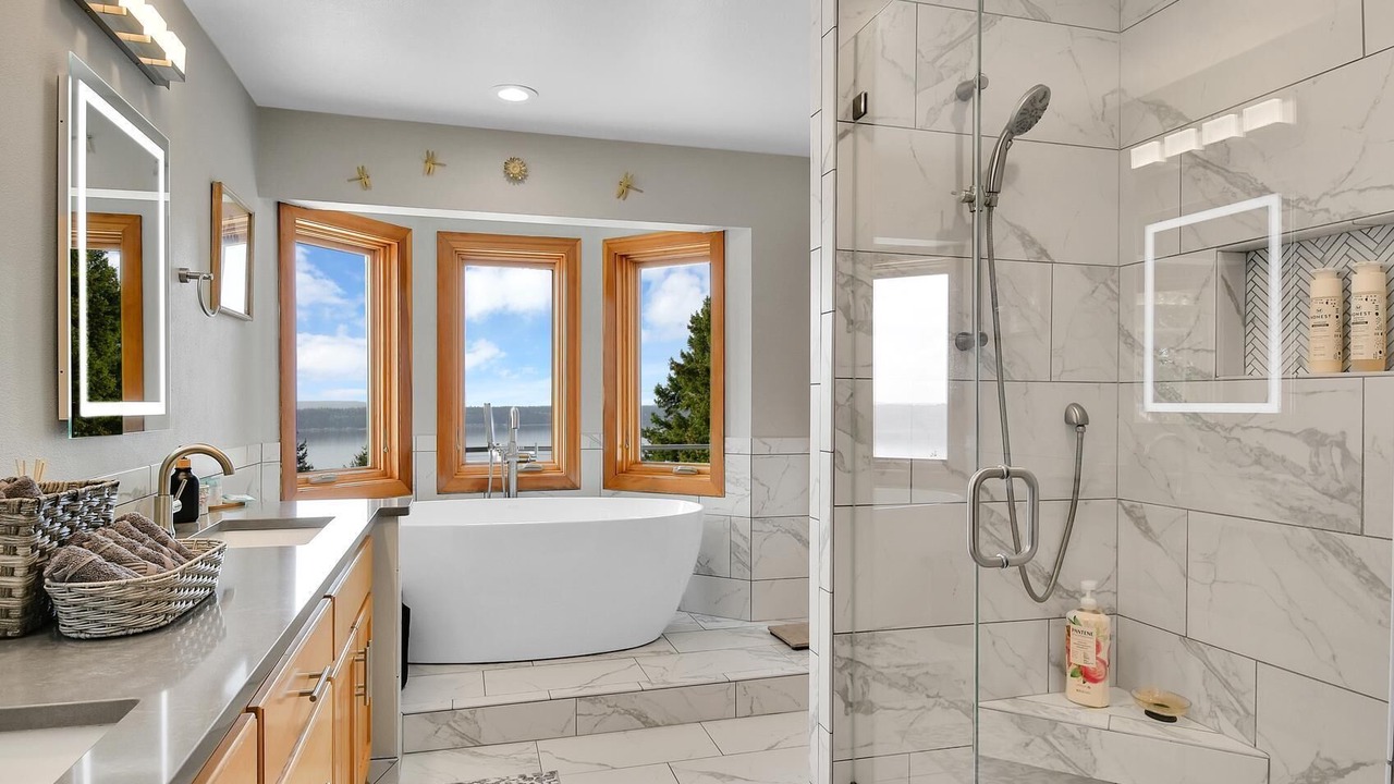 Photo of Others in Sunny Shores