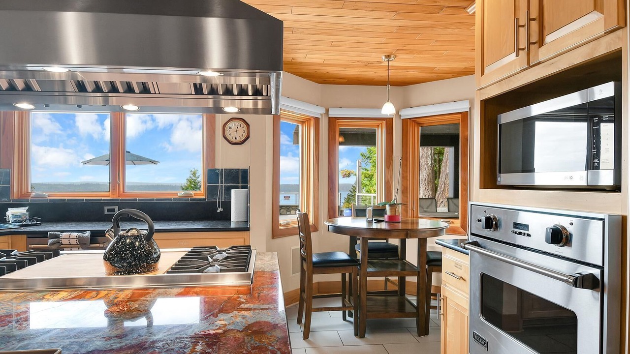 Photo of Kitchen in Sunny Shores