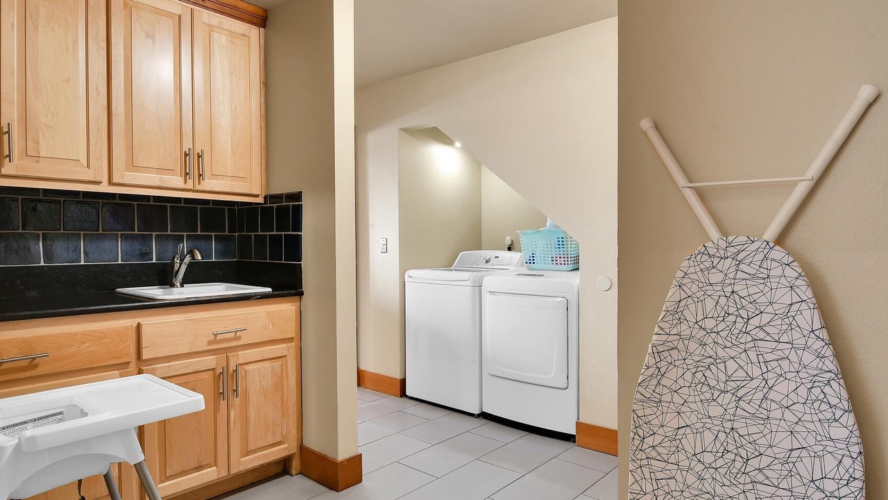 Photo of Others in Sunny Shores