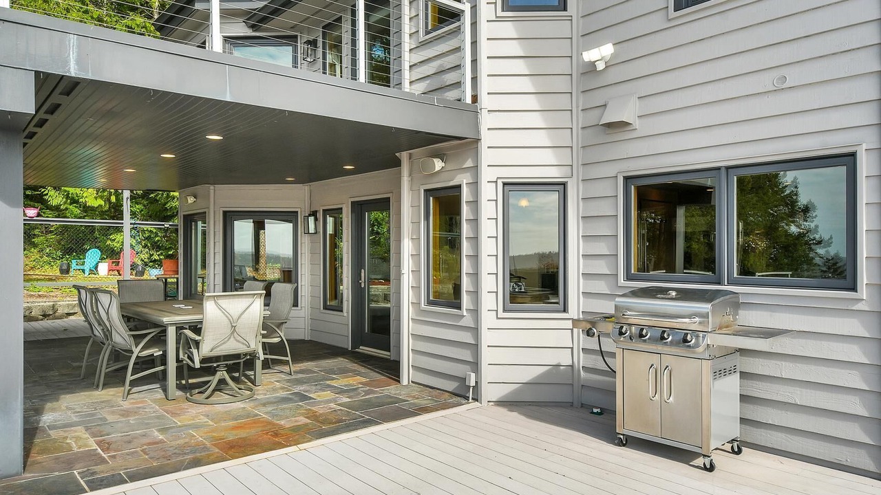 Photo of Outdoor in Sunny Shores