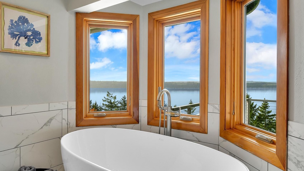 Photo of Others in Sunny Shores