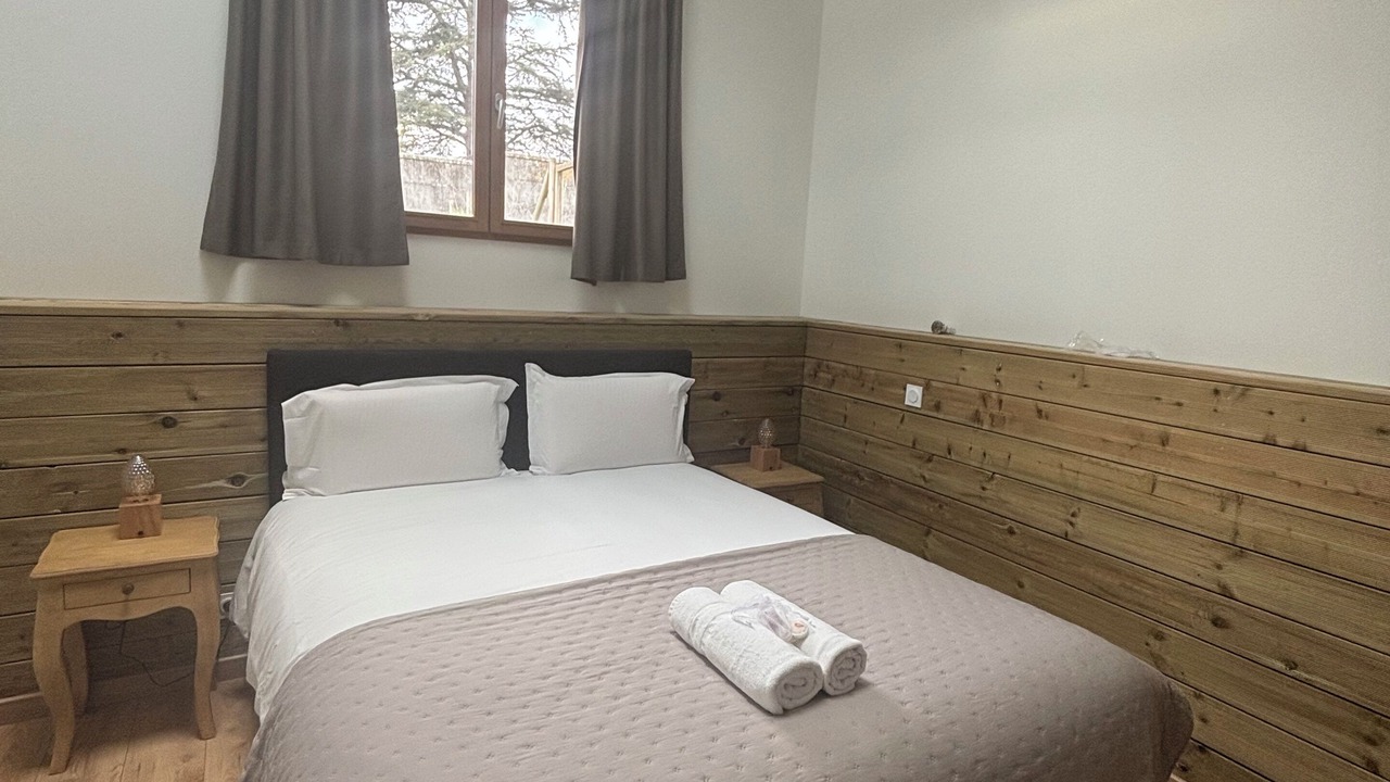 Photo of Bedroom in Saint-Sulpice-et-Cameyrac