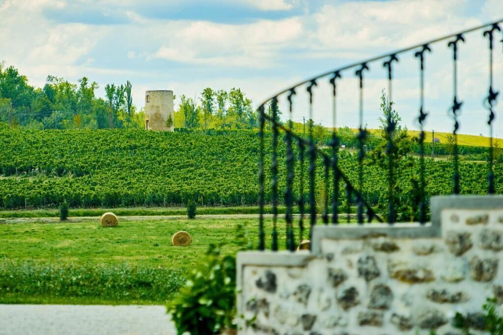 Photo of Outdoor in Saint-Sulpice-et-Cameyrac