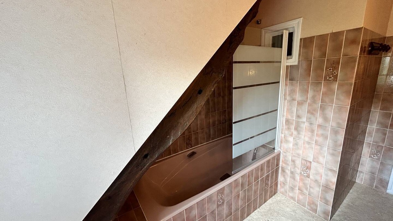 Photo of Bathroom in Plevenon