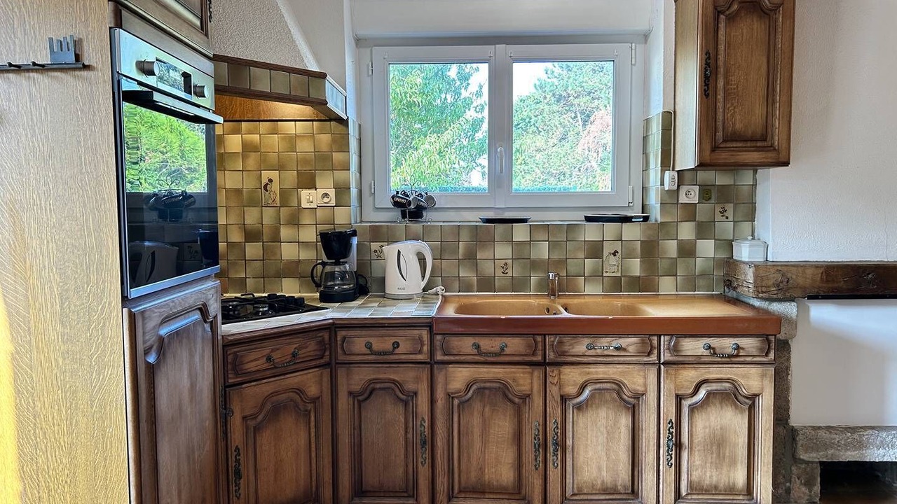 Photo of Kitchen in Plevenon