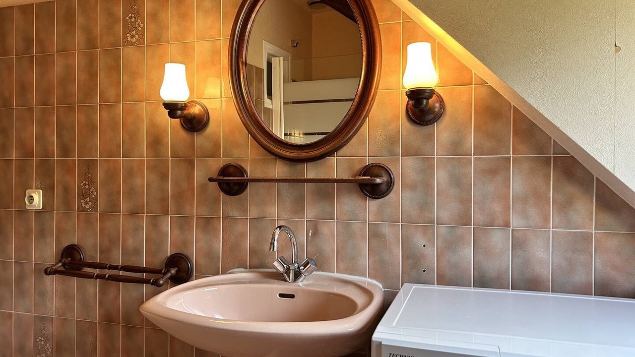 Photo of Bathroom in Plevenon