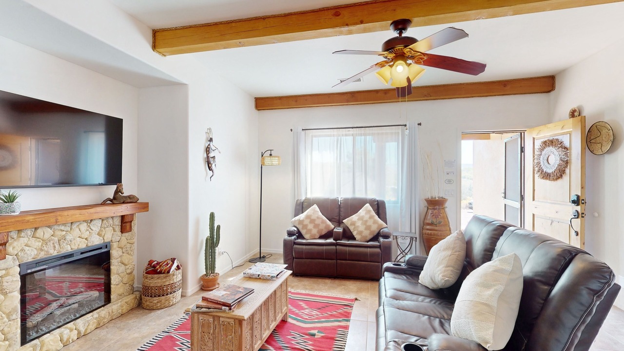 Photo of Livingroom in Rimrock