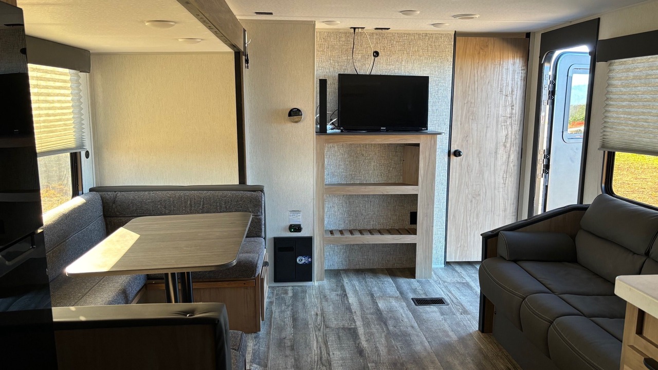 Photo of Livingroom in Pawnee County