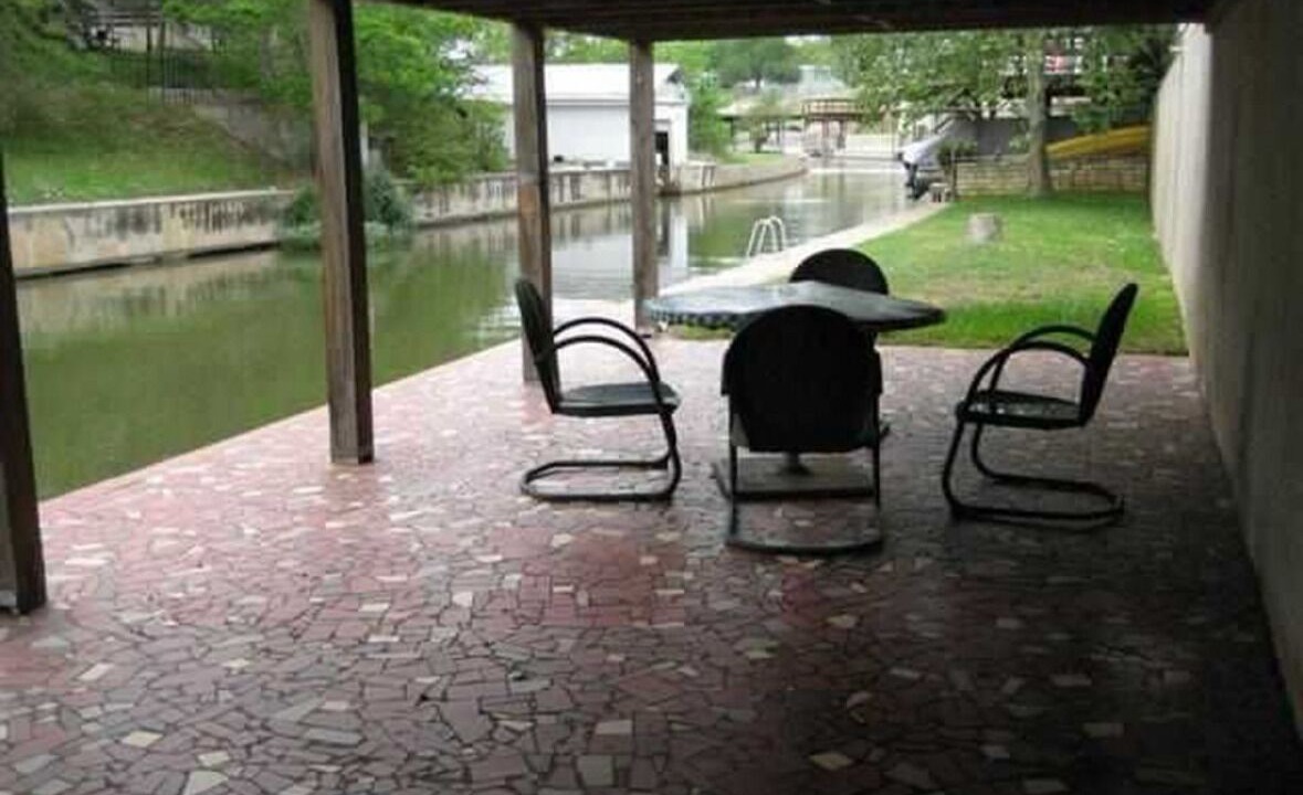 Photo of Outdoor in Kingsland