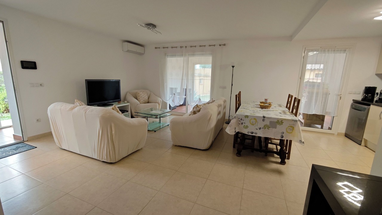 Photo of Livingroom in Saint-Esteve