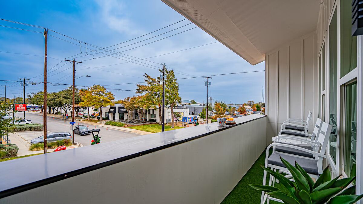 Photo of Patio Balcony in Central Arlington