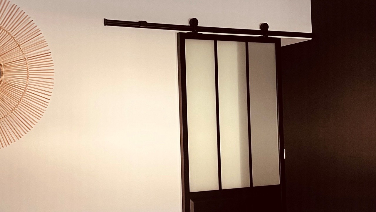 Photo of Others in Leval