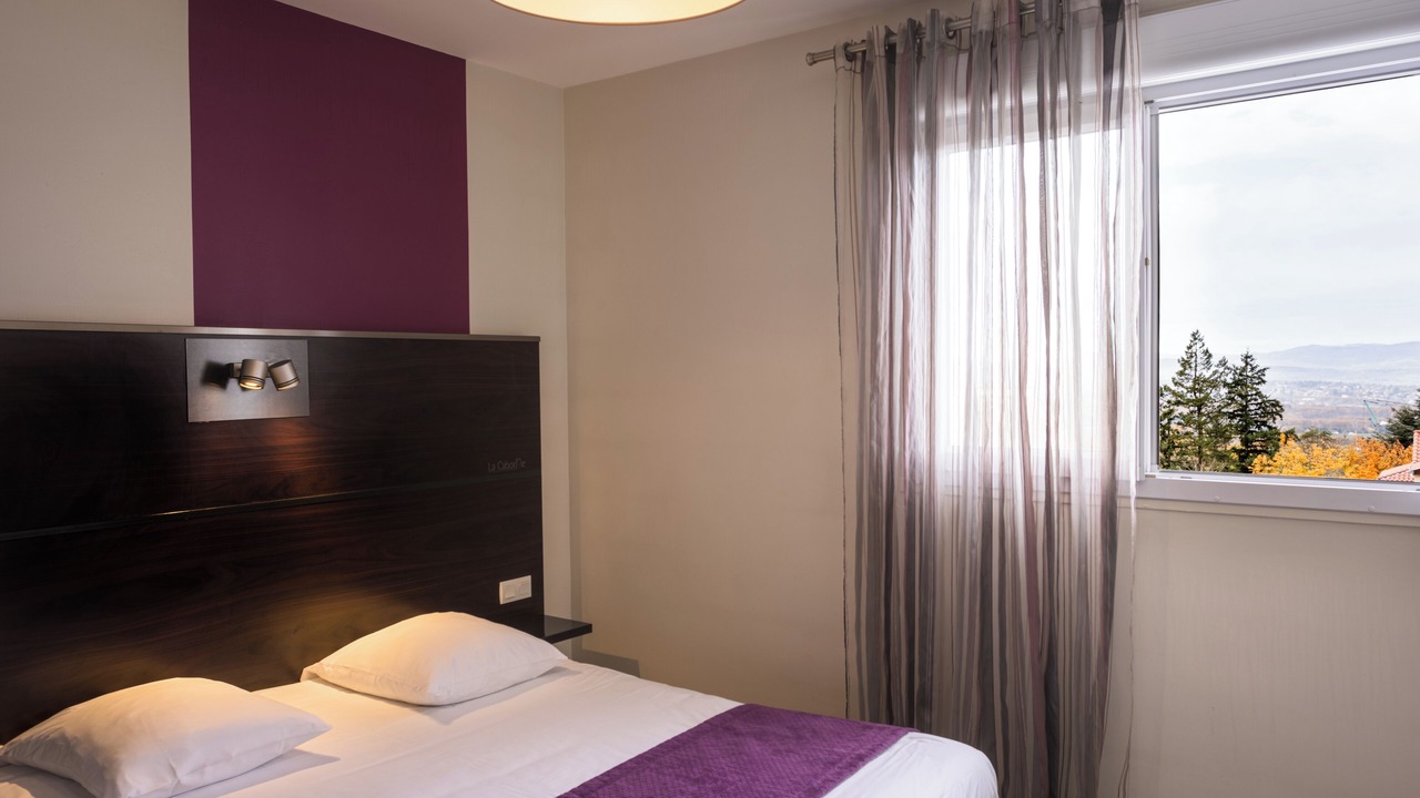 Photo of Bedroom in Limonest