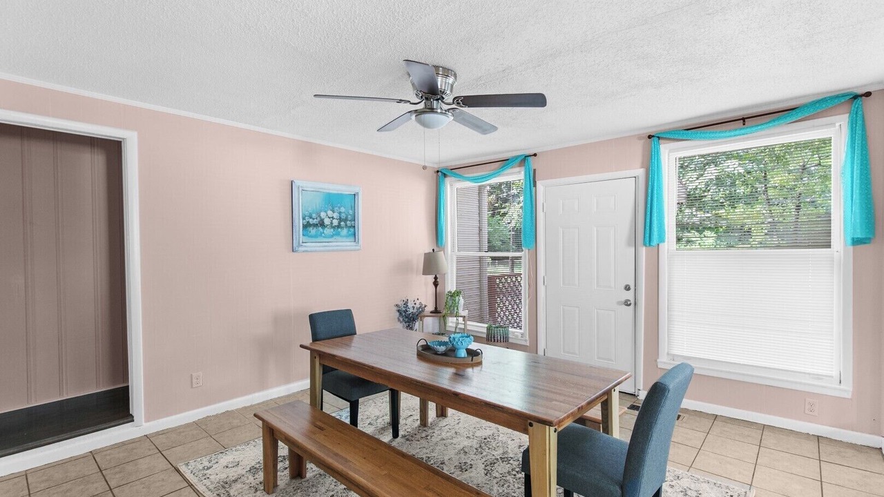 Photo of Livingroom in Shannon