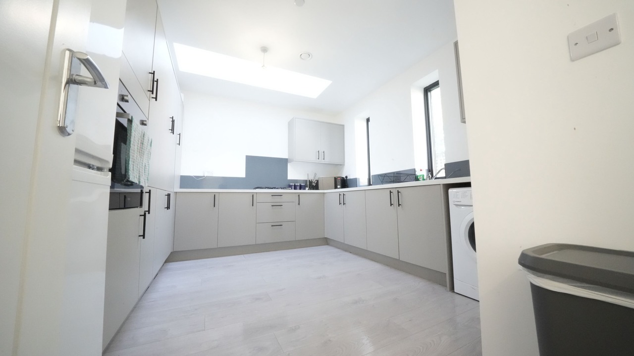 Photo of Kitchen in Ealing