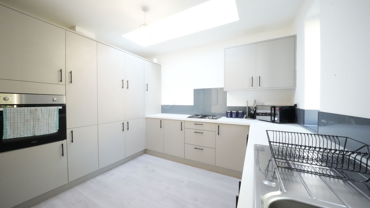 Photo of Kitchen in Ealing